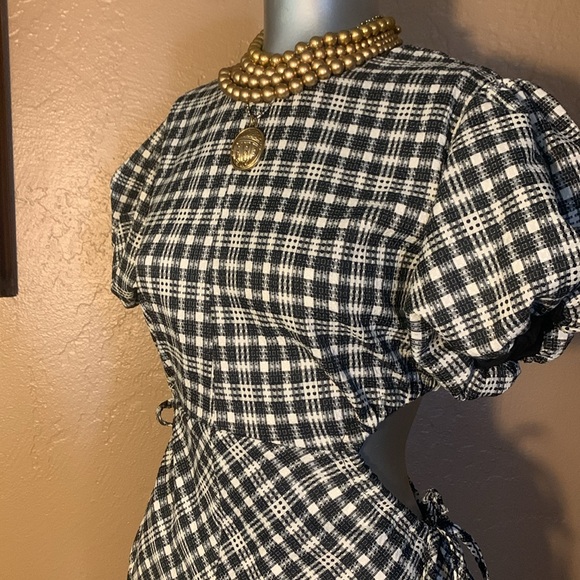 Oni Studio Puffy Sleeve Plaid Midi A line Dress.  Sz M - Picture 5 of 8